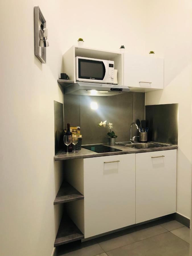 نابولي Vesucharme Suite Luxury Room المظهر الخارجي الصورة