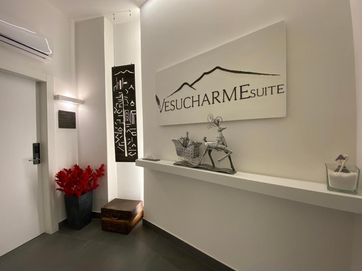 نابولي Vesucharme Suite Luxury Room المظهر الخارجي الصورة