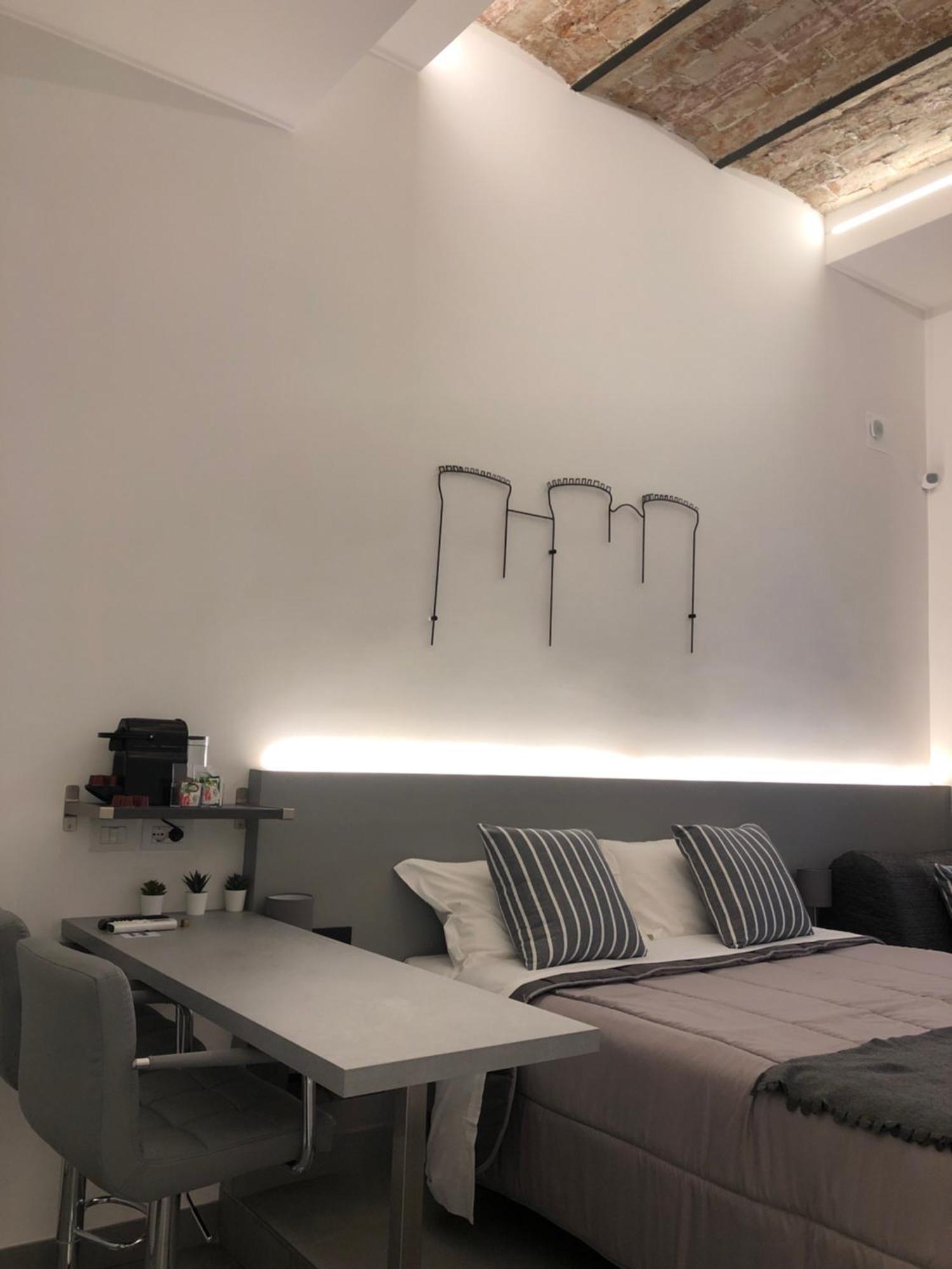نابولي Vesucharme Suite Luxury Room المظهر الخارجي الصورة