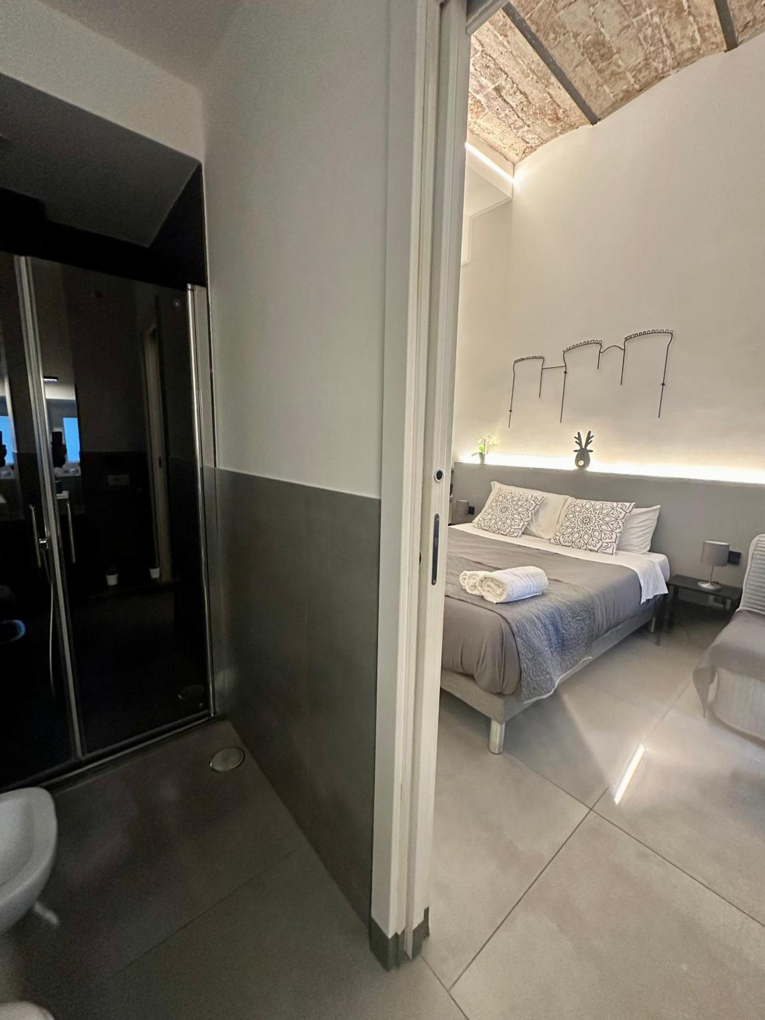 نابولي Vesucharme Suite Luxury Room المظهر الخارجي الصورة