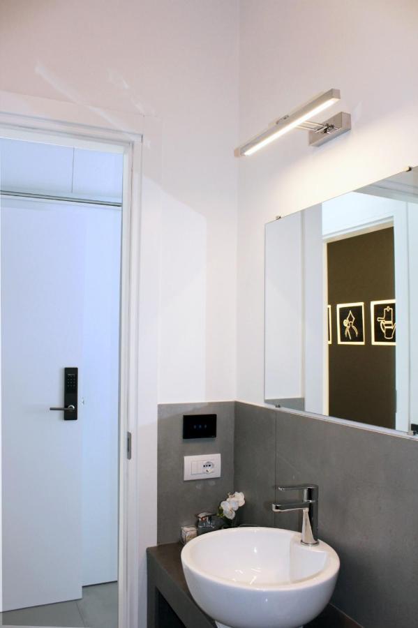 نابولي Vesucharme Suite Luxury Room المظهر الخارجي الصورة